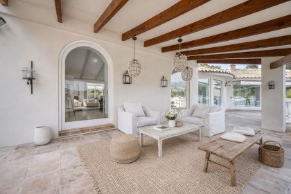 b322ac927008bc494fb93d4e86b1471b - 44