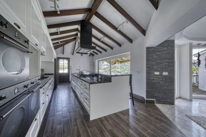 b322ac927008bc494fb93d4e86b1471b - 9