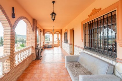 b33da6f3a79383c34e15bf4bf2632fdc - 18