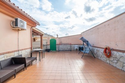 b33da6f3a79383c34e15bf4bf2632fdc - 24