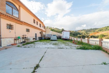 b33da6f3a79383c34e15bf4bf2632fdc - 43