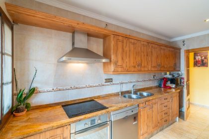 b33da6f3a79383c34e15bf4bf2632fdc - 9