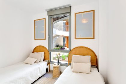 b37452d9891690a96936a0b26103a25d - 22