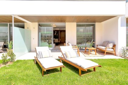 b37452d9891690a96936a0b26103a25d - 28