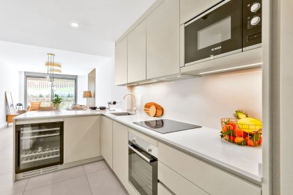 b37452d9891690a96936a0b26103a25d - 7