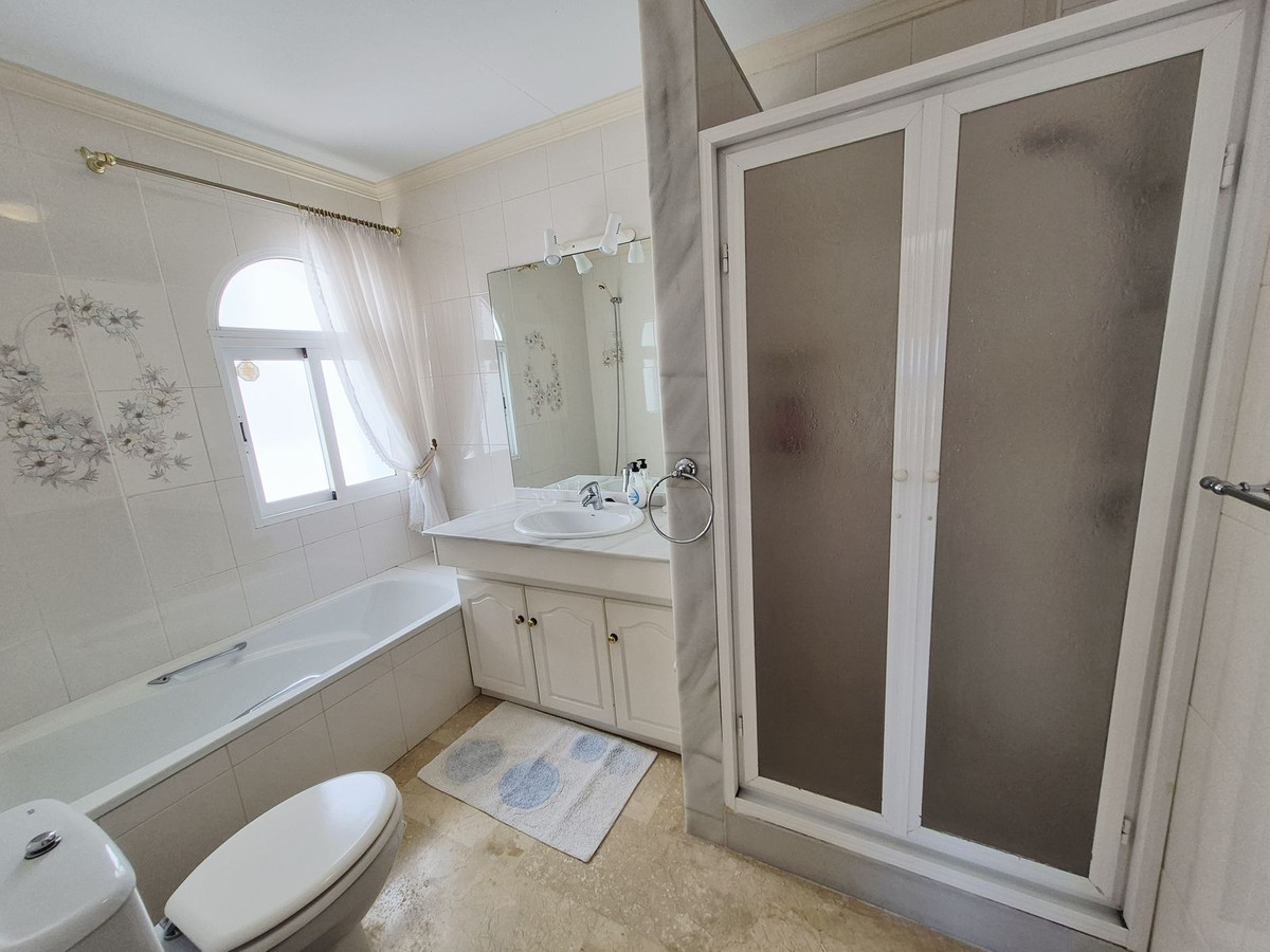 b3d7d7215547f834f04f7e2f7de49949 - 14