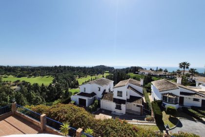 b3d7d7215547f834f04f7e2f7de49949 - 21