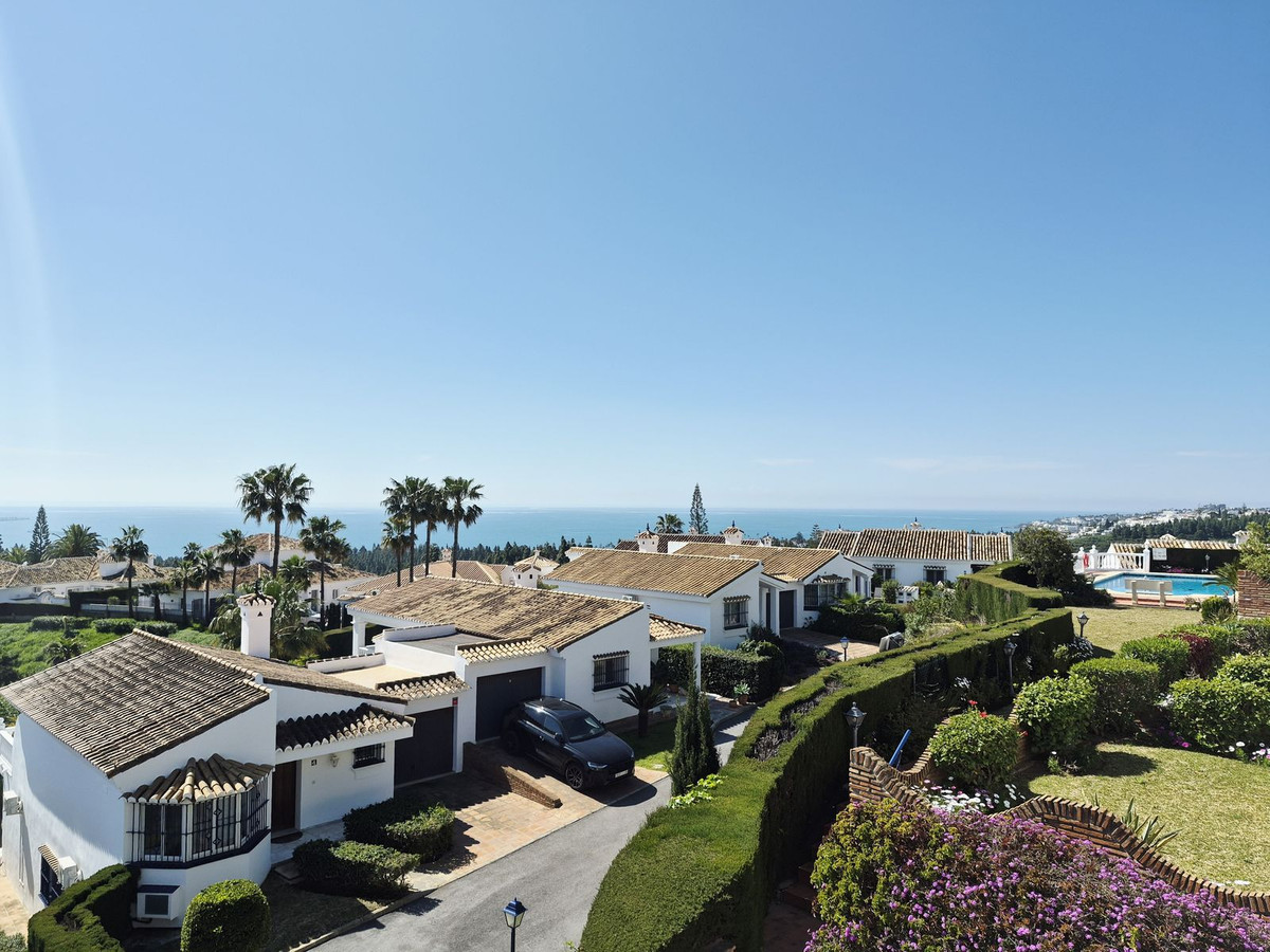 b3d7d7215547f834f04f7e2f7de49949 - 3