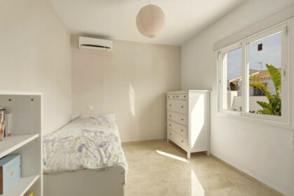 b40497574ef052328dd5b2db8f8687d8 - 10