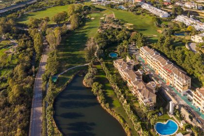 b4fcab5bcf183b0f56a270f99a1cfb94 - 27