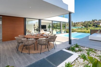 b509928088efde690d8a2721898e607d - 11