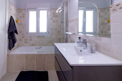 b52ca5fa8f0c5b799d1d8592305155be - 13