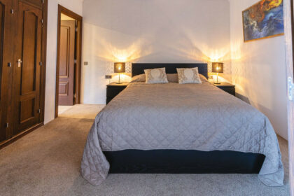 b52ca5fa8f0c5b799d1d8592305155be - 23