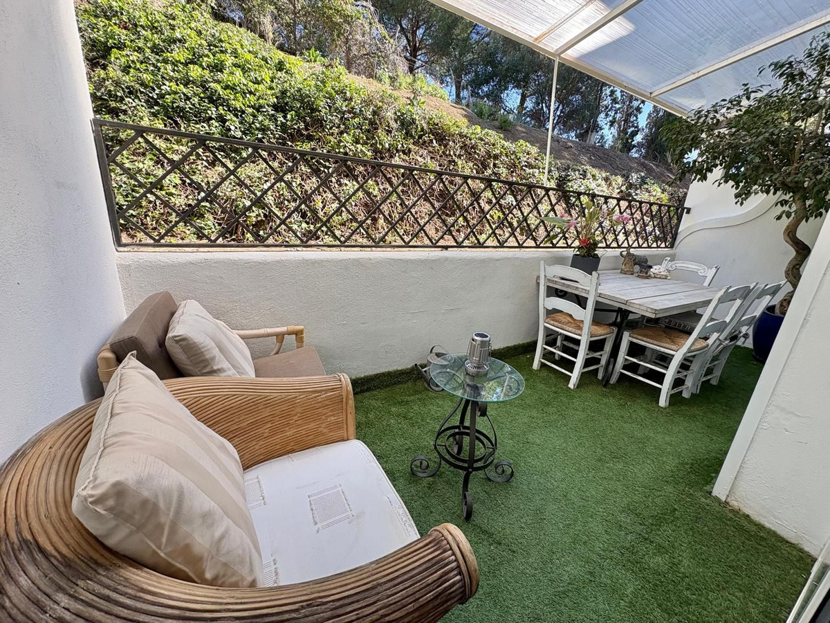 b52eea2e980d7669b7d5eb7b024df032 - 13