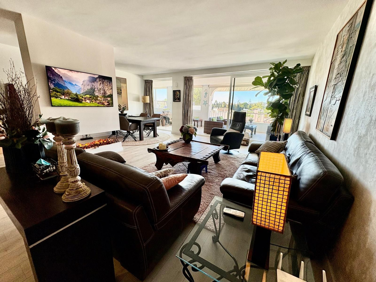 b52eea2e980d7669b7d5eb7b024df032 - 3