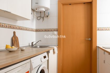 b53851b49f5851b0fd50c60272f5b704 - 14