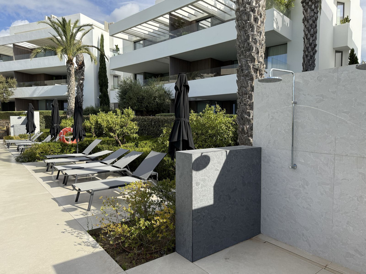 b54f123bd60175c1c6165fe9f79c7b9c - 12