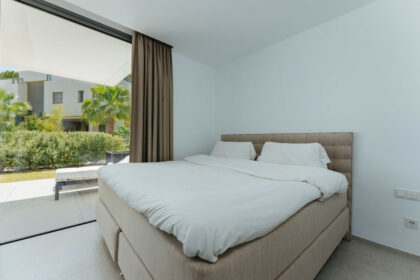 b54f123bd60175c1c6165fe9f79c7b9c - 20