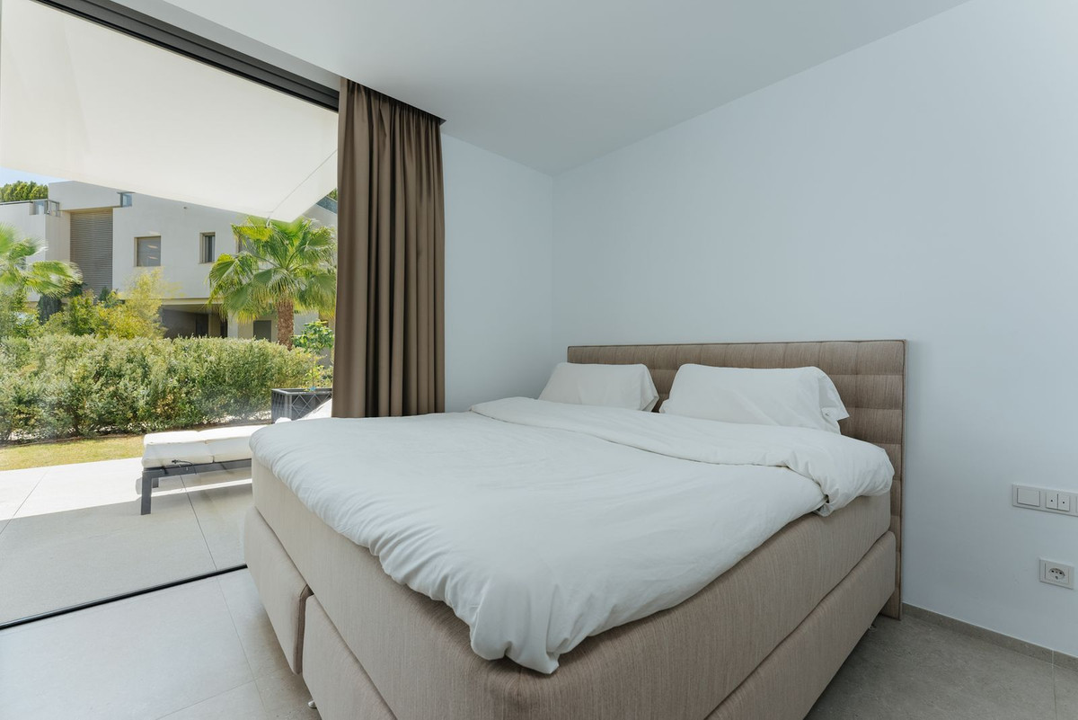 b54f123bd60175c1c6165fe9f79c7b9c - 20