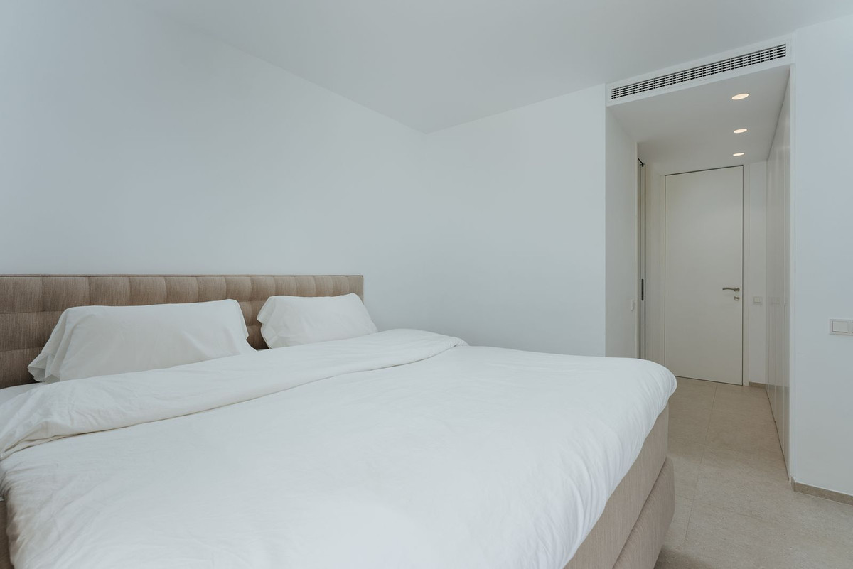 b54f123bd60175c1c6165fe9f79c7b9c - 22