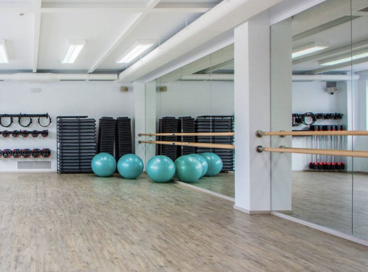 b54f123bd60175c1c6165fe9f79c7b9c - 35