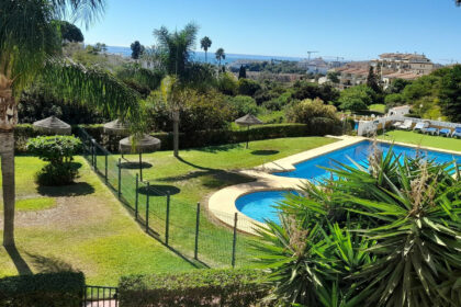 b5903e6f1a333886cb9e6290e3bbcf7b - 14