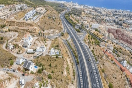 b5fd05ef938d9c15eebd5d186d78a028 - 2