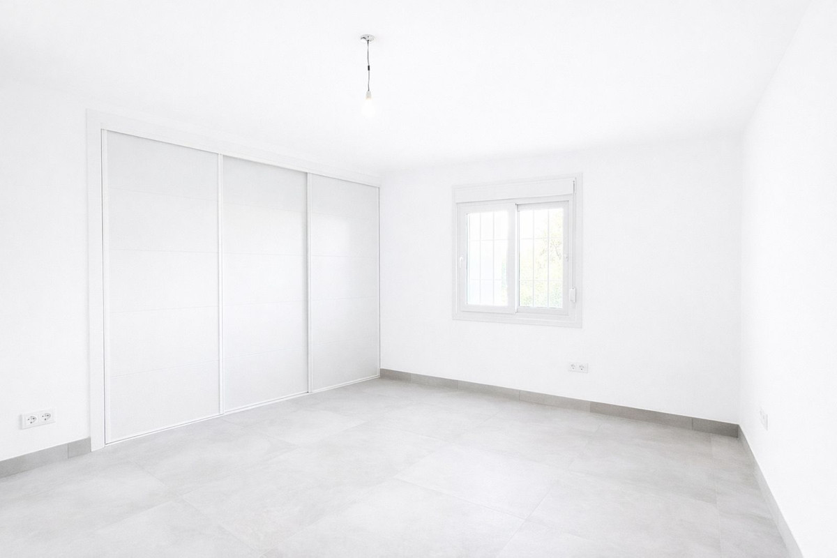 b60d83aa9a3e5eef71079f598c440872 - 23