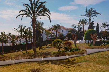 b60d83aa9a3e5eef71079f598c440872 - 25