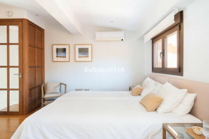 b6b04b3eb97028cc23fc8070dff511a4 - 12