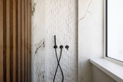 b6e2be981096f4a195cca294c89a4751 - 11