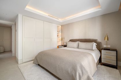 b6e2be981096f4a195cca294c89a4751 - 16