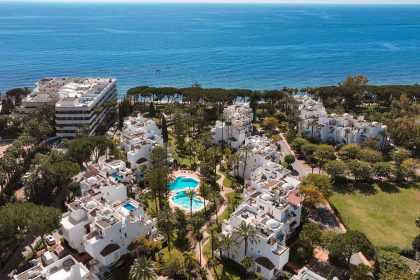 b6e2be981096f4a195cca294c89a4751 - 26