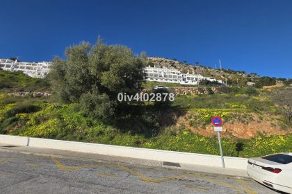 b742315f5f2c1bb6a803c87b26e9510c - 8