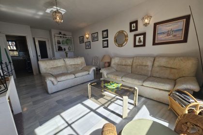 b76e3a72c53cf7f2fb4ae70093ea7850 - 11