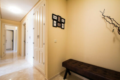 b7733d9f568d49be002c9ff6d14b565f - 13