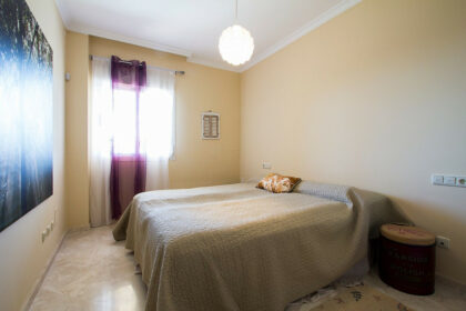 b7733d9f568d49be002c9ff6d14b565f - 19