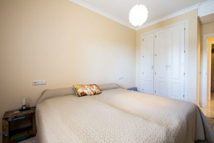 b7733d9f568d49be002c9ff6d14b565f - 21