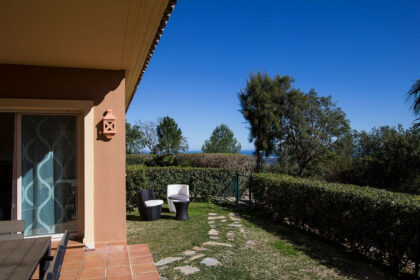 b7733d9f568d49be002c9ff6d14b565f - 39