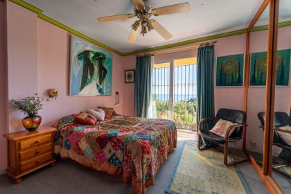 b7ca0b0b644335d117d3a1136231a335 - 35