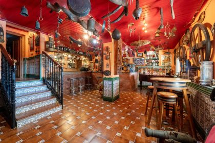 b7ca0b0b644335d117d3a1136231a335 - 53