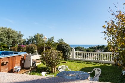 b7ca0b0b644335d117d3a1136231a335 - 62