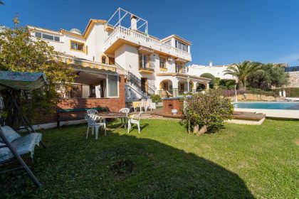 b7ca0b0b644335d117d3a1136231a335 - 63