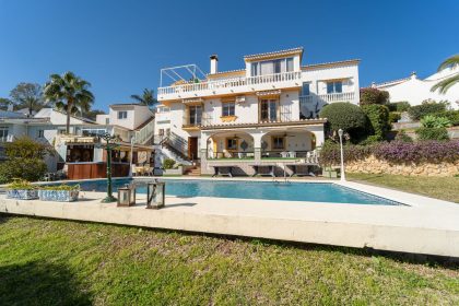 b7ca0b0b644335d117d3a1136231a335 - 64