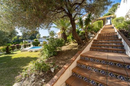 b7ca0b0b644335d117d3a1136231a335 - 68