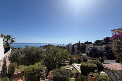 b7ca0b0b644335d117d3a1136231a335 - 73