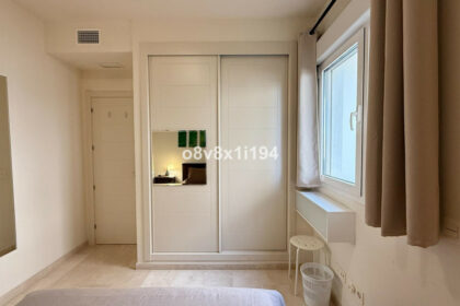 b85c90b58a99d7c2bf90b981f4d9540c - 27