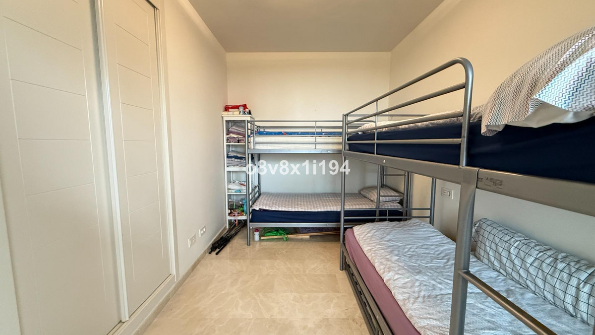 b85c90b58a99d7c2bf90b981f4d9540c - 32