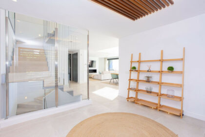 b86bfcc0770866763764349937ec0105 - 25