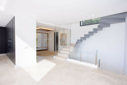 b86bfcc0770866763764349937ec0105 - 27